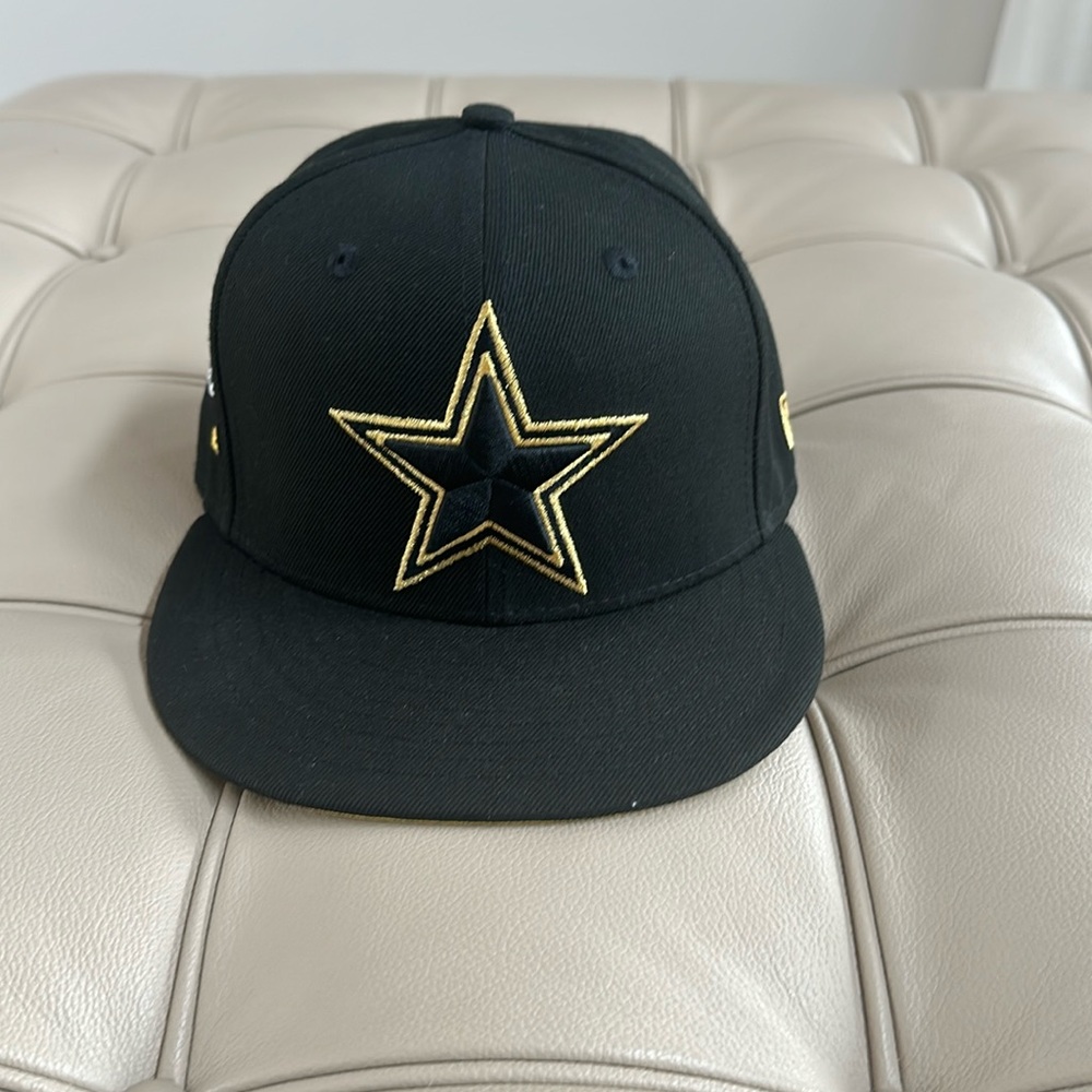 Dallas Cowboys NFL hat size 6 7/8